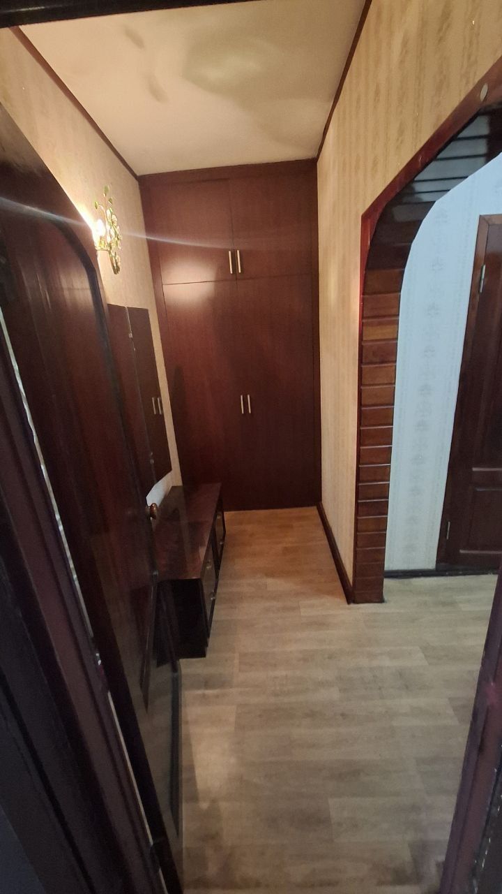 Срочно! 2 комн. (2/3/9) в Сергели 8а! Квартира 71 м² с лифтовой.