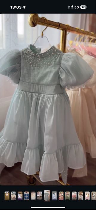 Нарядное платье на 4-5лет