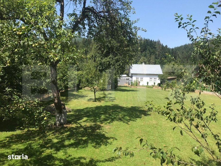 Casa si teren 1748mp, Sucevita