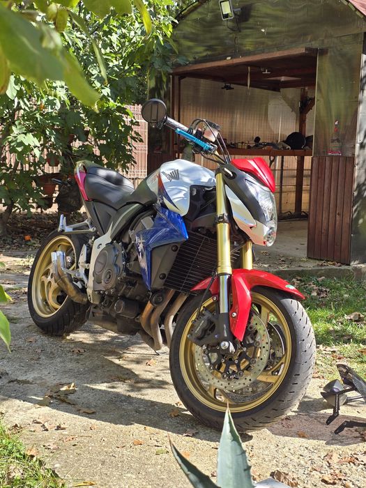HONDA CB1000R 2011 EDITIE HRC EXTREME stare foarte buna