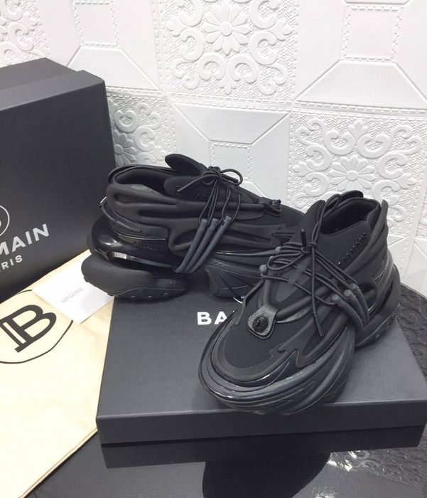 Balmain Sneakers 38