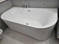 Cada freestanding, ovala + Baterie baie pentru cada / dus