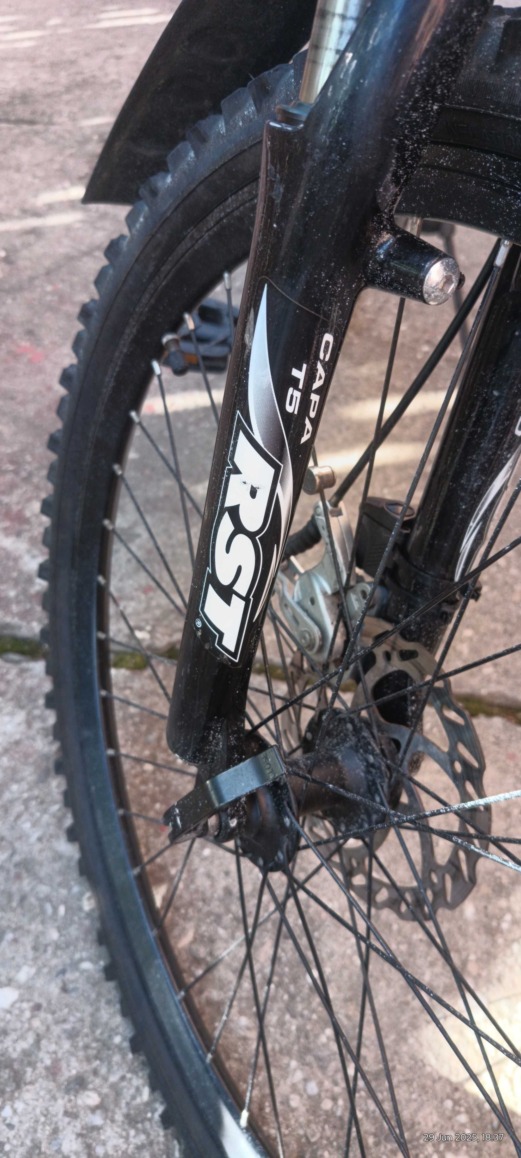Bicicleta CYCO MTB 26'' full suspension
