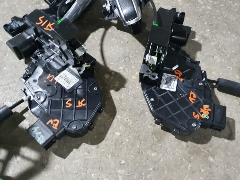 Broasca incuietoare usa fata spate range rover land rover evoque