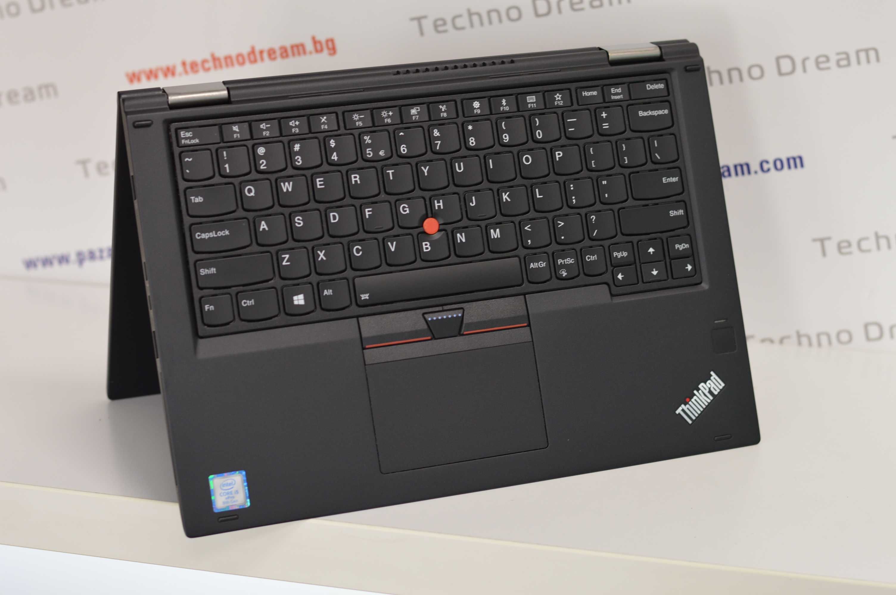 Lenovo ThinkPad Yoga X380 - Intel Core i5-8350U / 16GB RAM / 256GB SSD