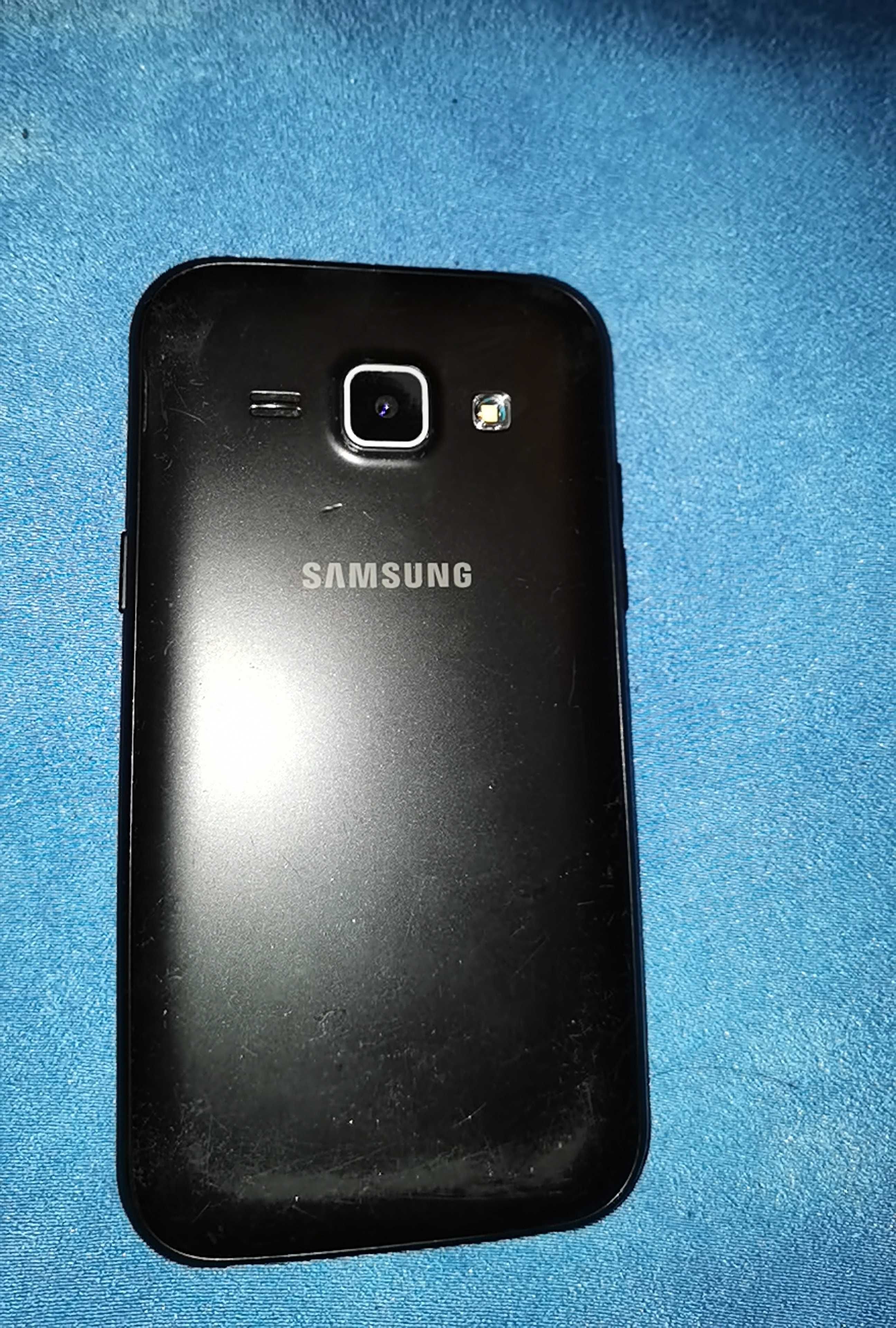 Телефон Samsung Galaxy j1 - Самсунг 4.5 инч екран