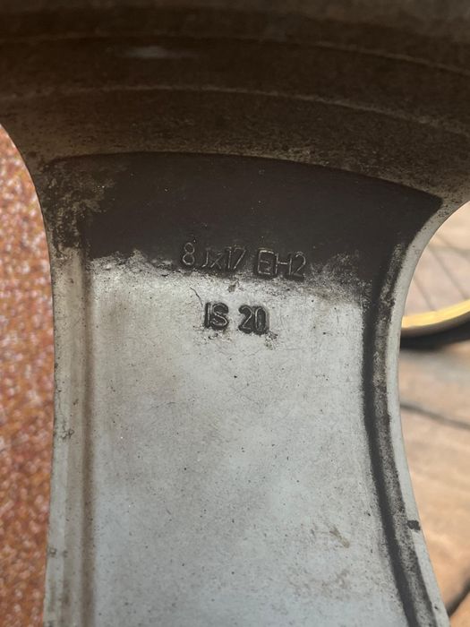 Jante BMW style 138 122 cu anvelope iarna DUNLOP 225 45 r17