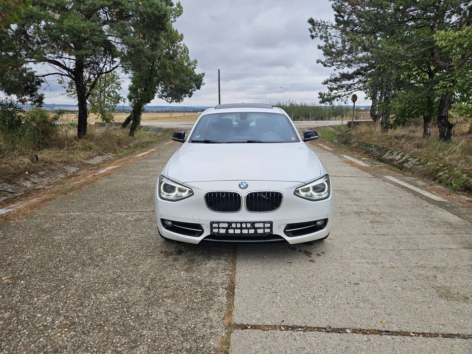 BMW 118d ~2014~143Cp SportLine/Navi/Xenon/Trapa/keyless/2xklima/Led