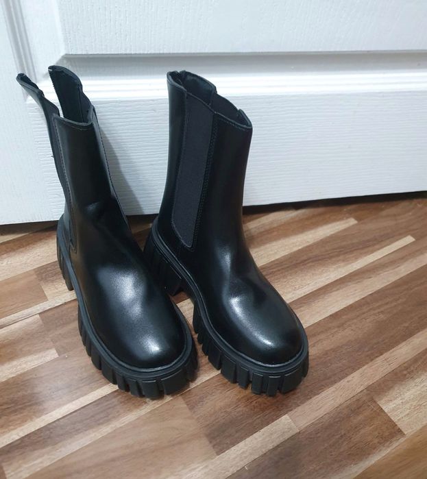 Ghete NOI, achizitionate de pe Temu
