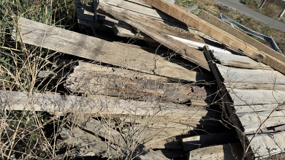 Отход ағаштар поддондар