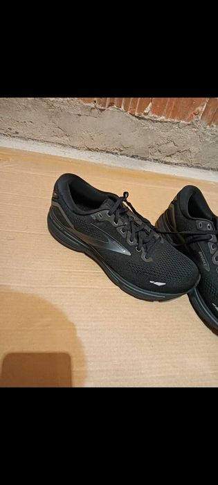 Adidași brooks ghost