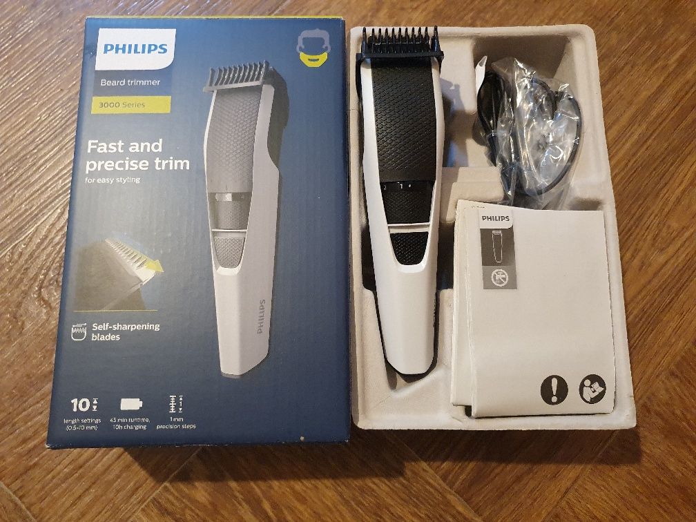 Mașina tuns barba Philips