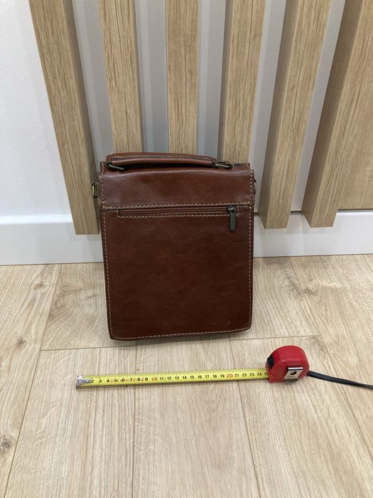 Set servieta si borseta din piele