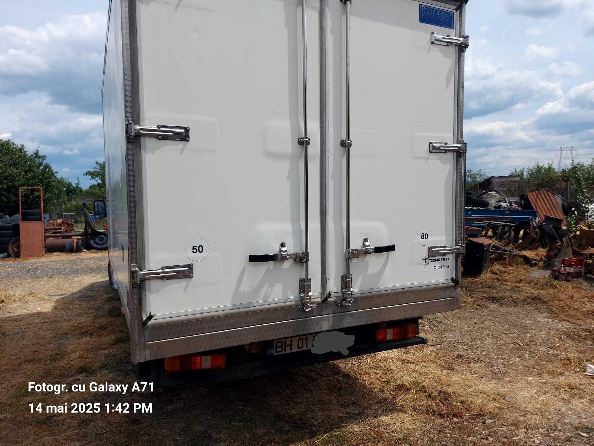 FORD TRANSIT cu izoterma