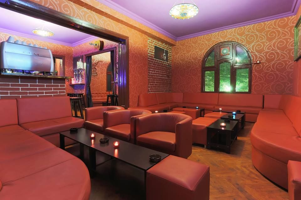 Canapea pentru bar, club, restaurant, terasa