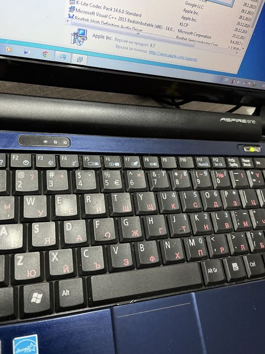 Acer aspire 1 D-250 Лаптоп 10’1