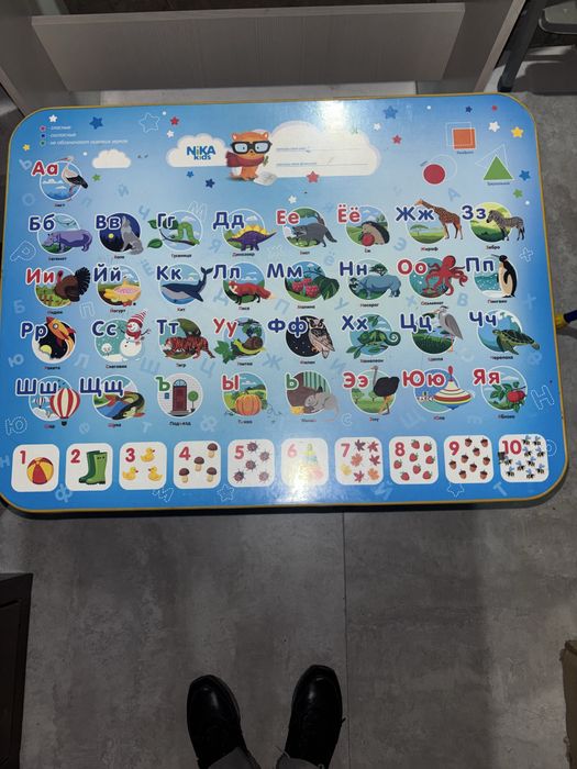 Детский стол со стулом