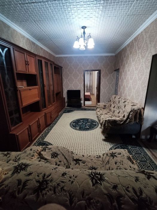 Продаётся квартира Чиланзар 10 квартал 2/5/5 панель