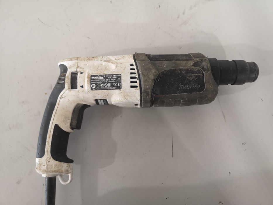 Перфоратор - Makita 780W