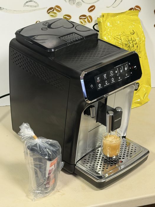 Кафемашина кафе автомат Philips EP3246 с гаранция