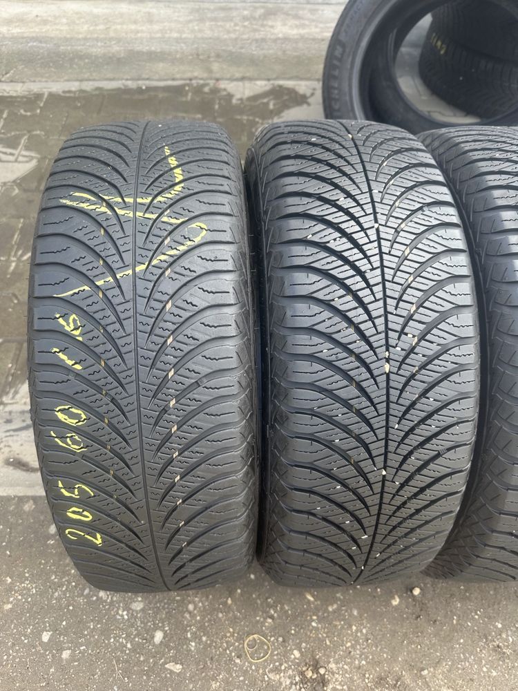 Cauciucuri 205/60R16 Goodyear, anvelope Allseason 205/60/16