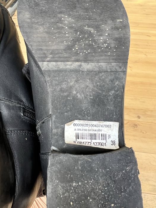 Пол сапок женский хакикий кожа Desa brend