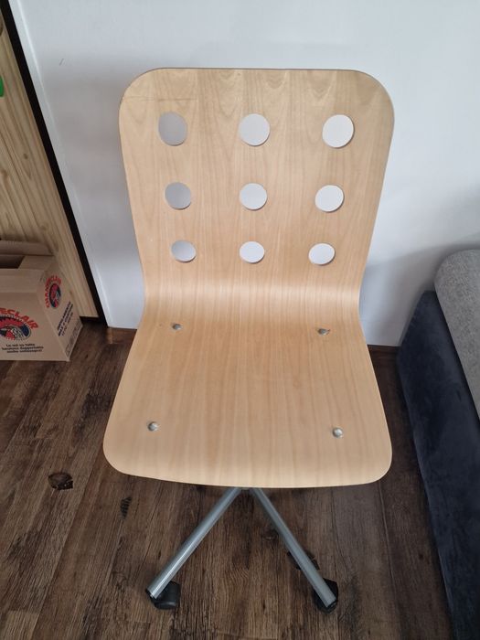 Scaun Ikea copii.Pret 50 ron.