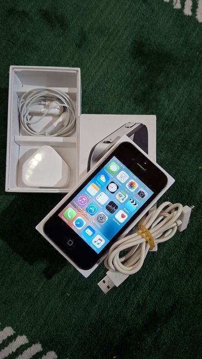 Iphone 4s ideal holatda