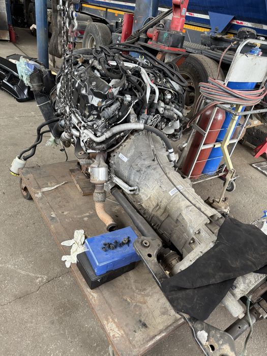 Motor , cutie viteze , interior , range rover vogue