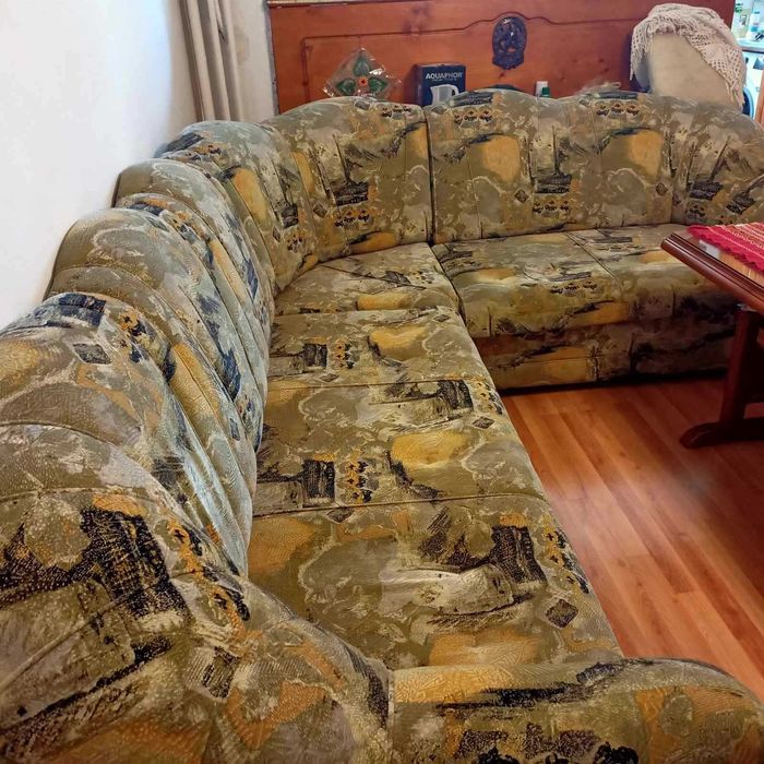 Ъглов диван, отлично състояние