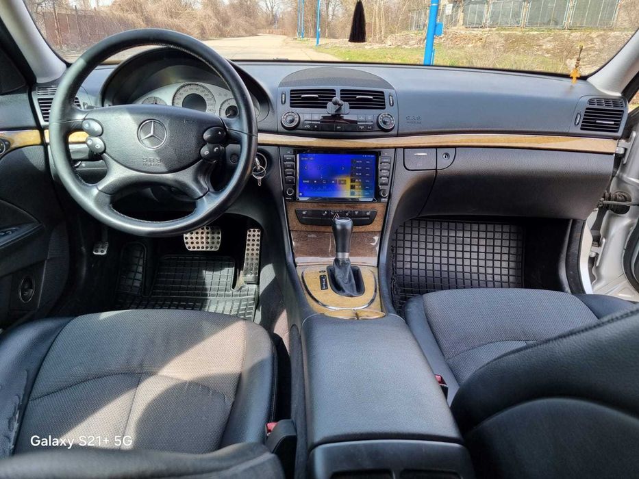 MERCEDES E220 W211 Avantgarde