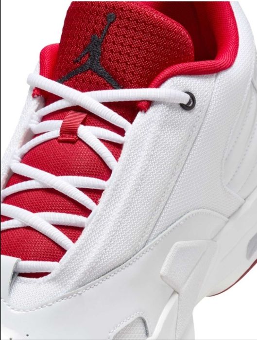 Nike Jordan Max Aura 6 - Чисто нови маратонки 44 номер