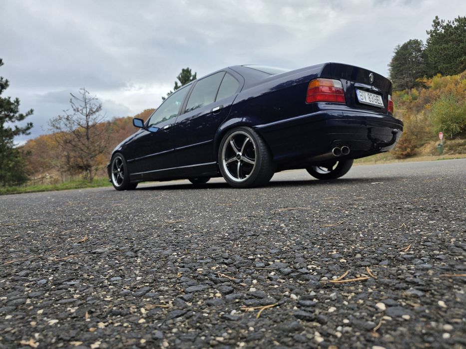 Bmw e 36 sedan restaurat.