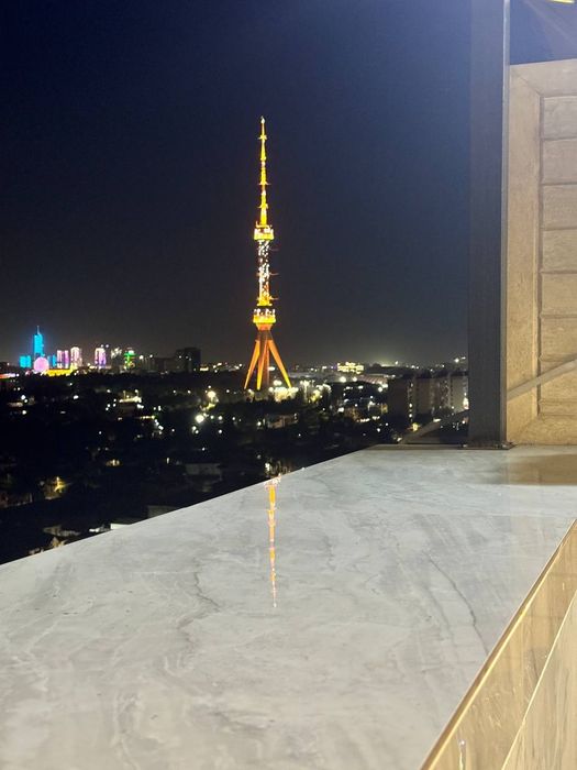 СРОЧНО!!Продается четырёхкомнатная квартира-дуплекс
Юнусобатском рай