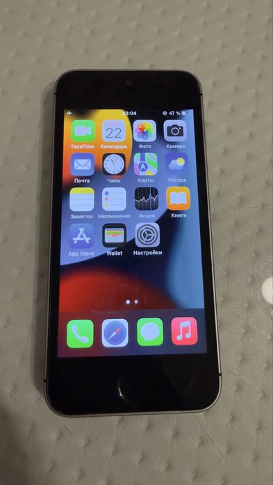 Apple iphone SE 32 гигабайта space gray