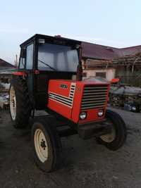 Vând tractor fiat 780