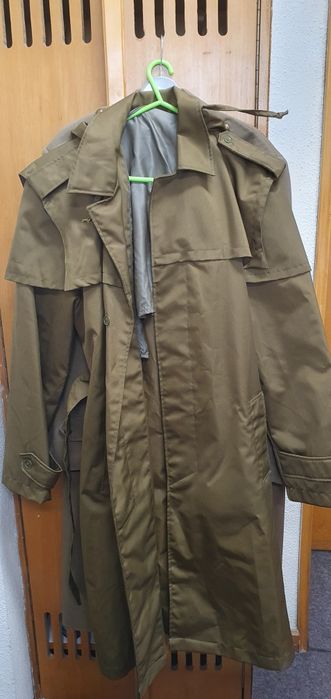 Ținuta militară , parpalac peste genunchi