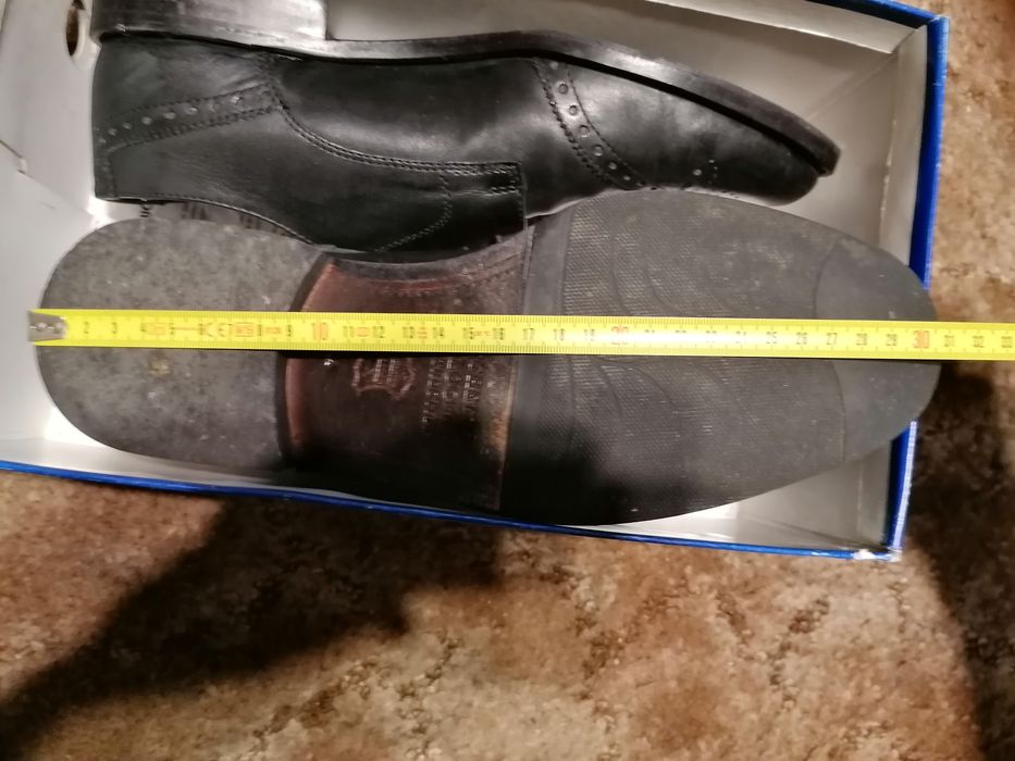 Pantofi piele aproape noi nr 44 (43)