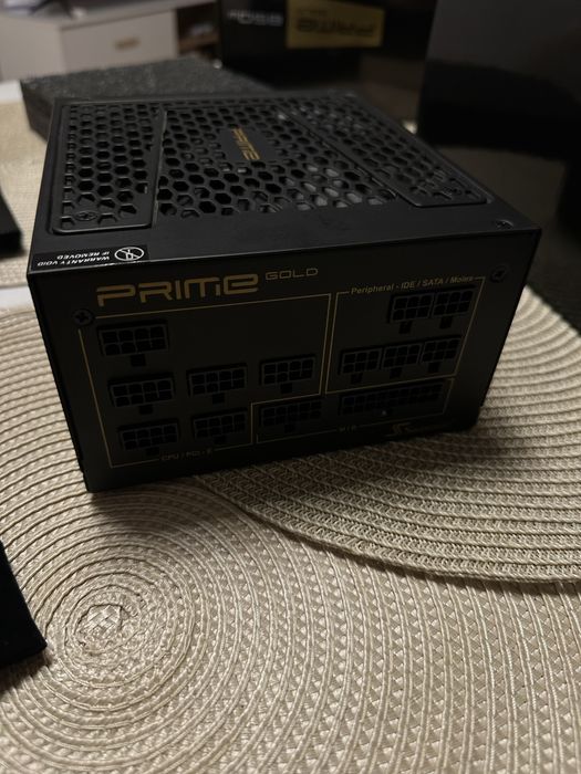 Sursă Seasonic PRIME Gold 850W – 80+ Gold, Full Modular, High-End