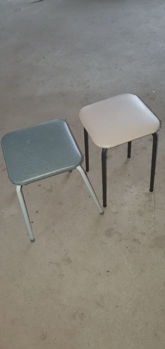 Астана Ул.А.Бокихана 25в продам табуретки