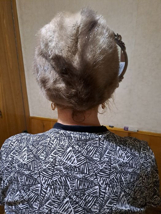 Шапка женская норковая размер 57