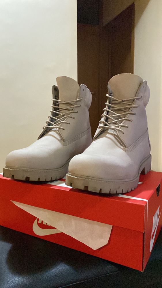 Ghete Timberland Light Grey, marimea 42