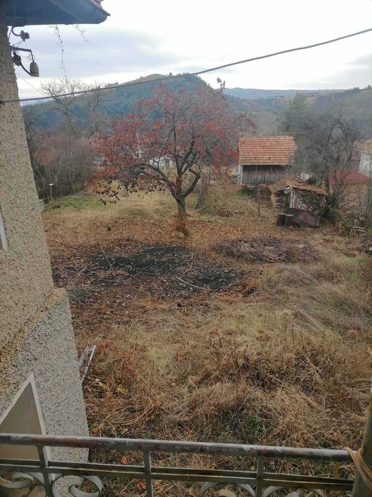 Продава се Къща в Брезник - 60 кв.м за 680 €/кв.м - Снимка #6