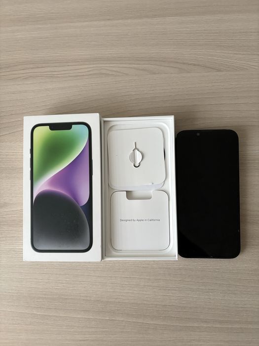 продам iphone 14 (128 гб, черный)