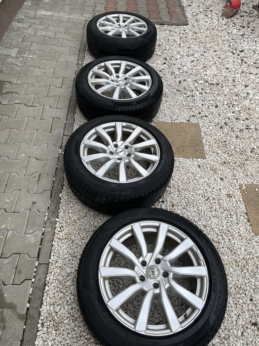 Vand anvelope de iarna, noi, Pirelli 255/50R19, jantele bonus