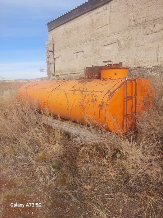 Продам цистерну 10 куб,