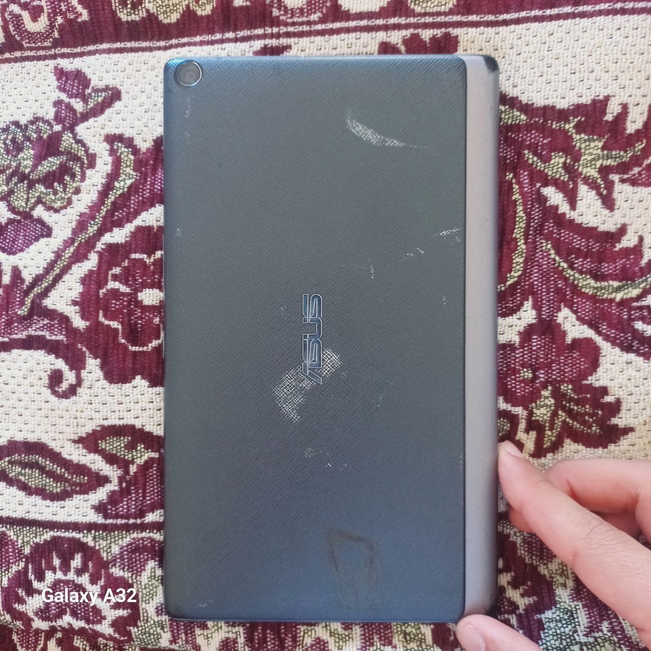 Samsung  asus
Pamyat.4+2/64
Pubg 60 fps 
60 gers Amoled ekran HD+
Kame