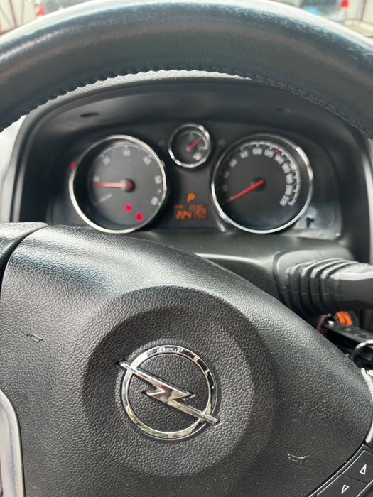 Opel Antara 2012 automata