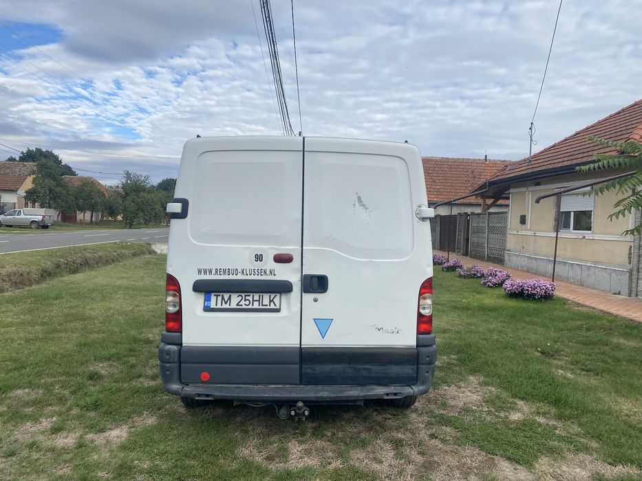 Nissan interstar 2.5