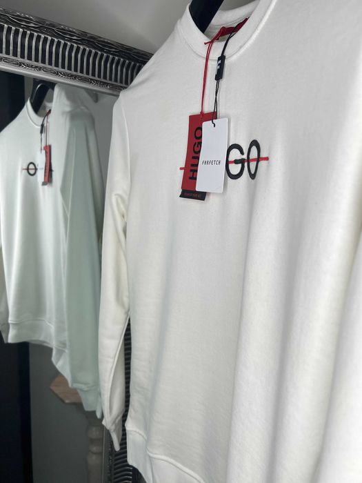 Bluza Hugo alba - scris taiat